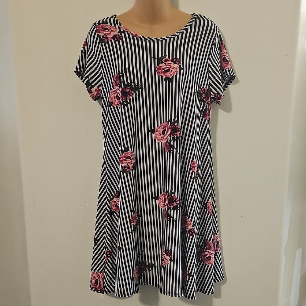Striped Black & White Floral Swing Dress with Pink Roses XL